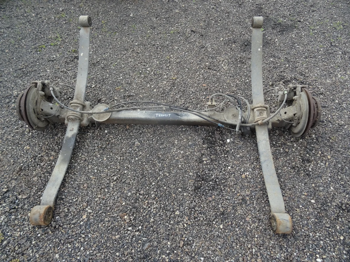 Hinterachse Ford Transit MK8 Achse Balken