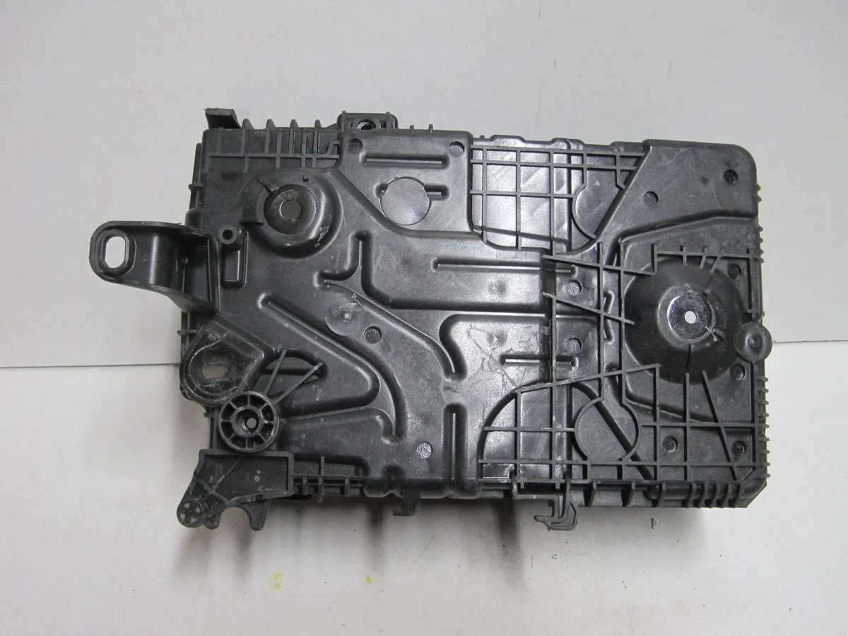 Batteriehalter Toyota Corolla E210 E21 74404-02A50 thumbnail 5