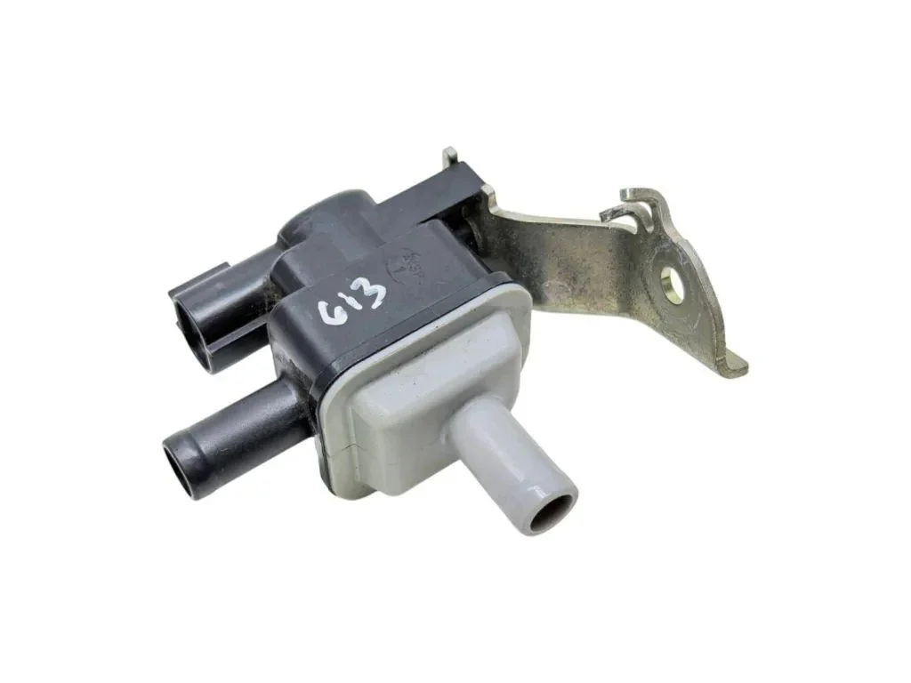 Vakuumventil Toyota 2586025070 gebraucht image 3