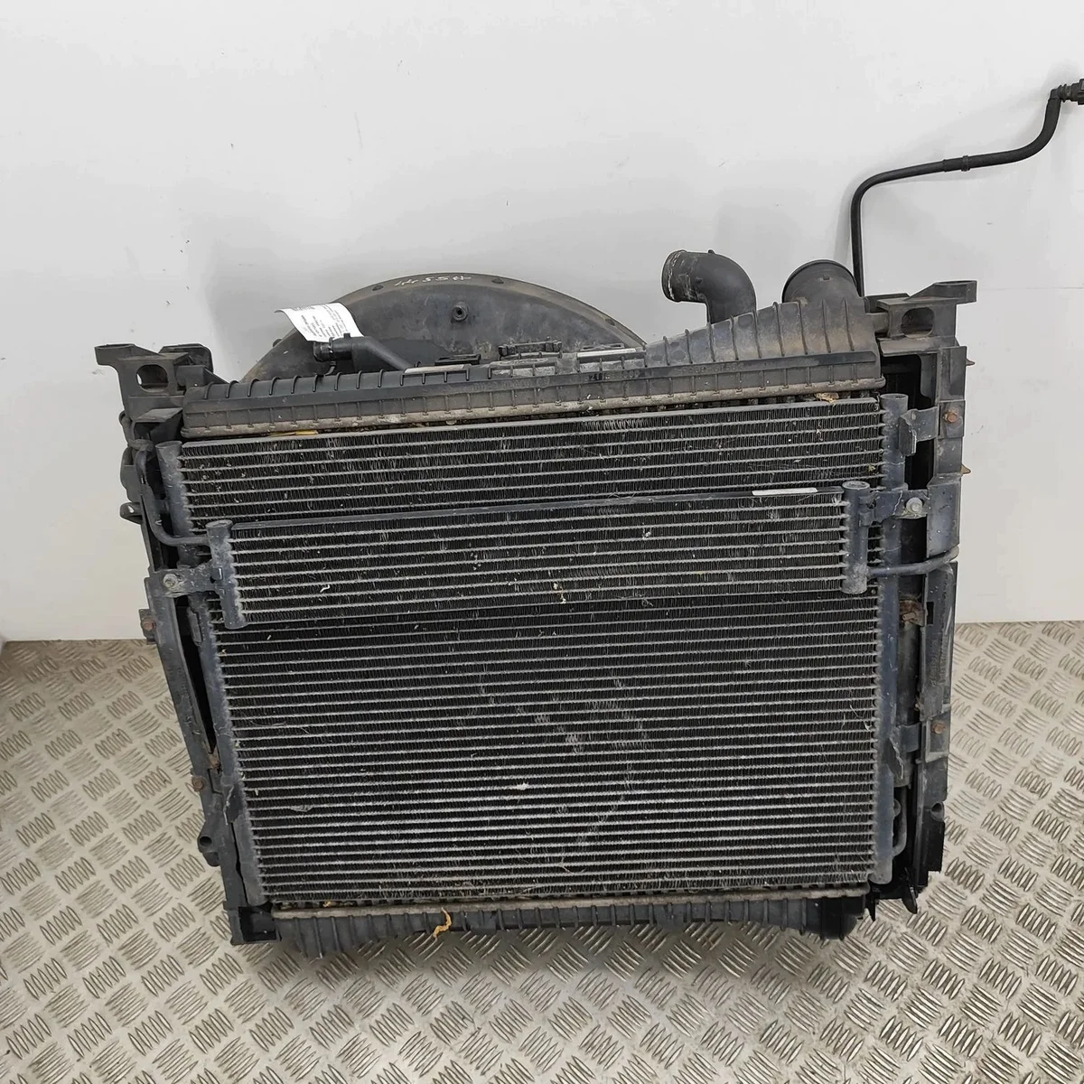 Land Rover Radiator Assembly BH42-8005-AB
