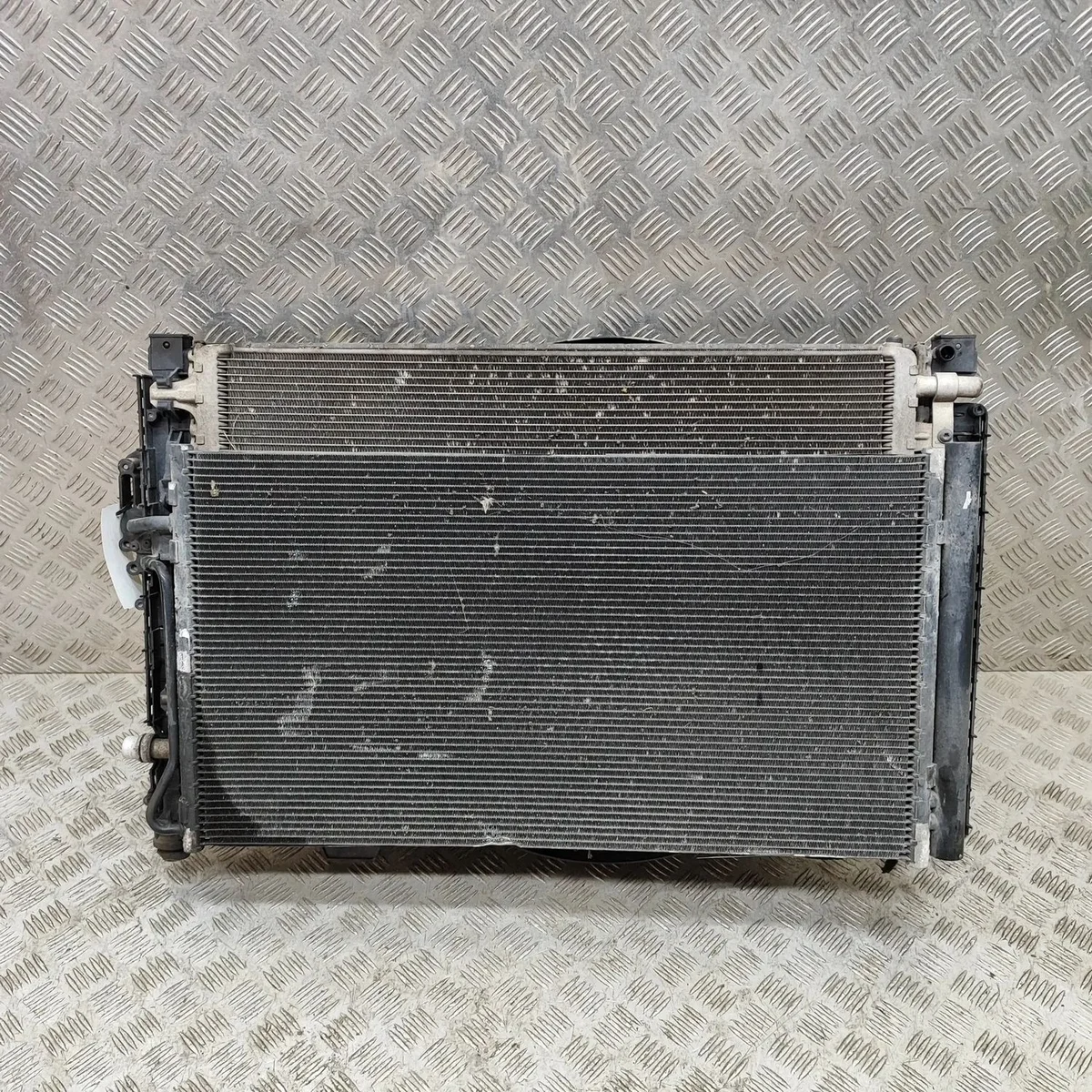Land Rover OE GJ32-19E839-BD Used