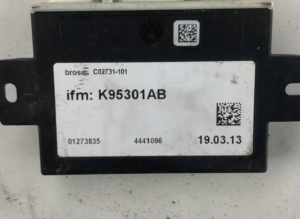 Unidade Controle Porta Malas Ford Kuga K95301AB image 3