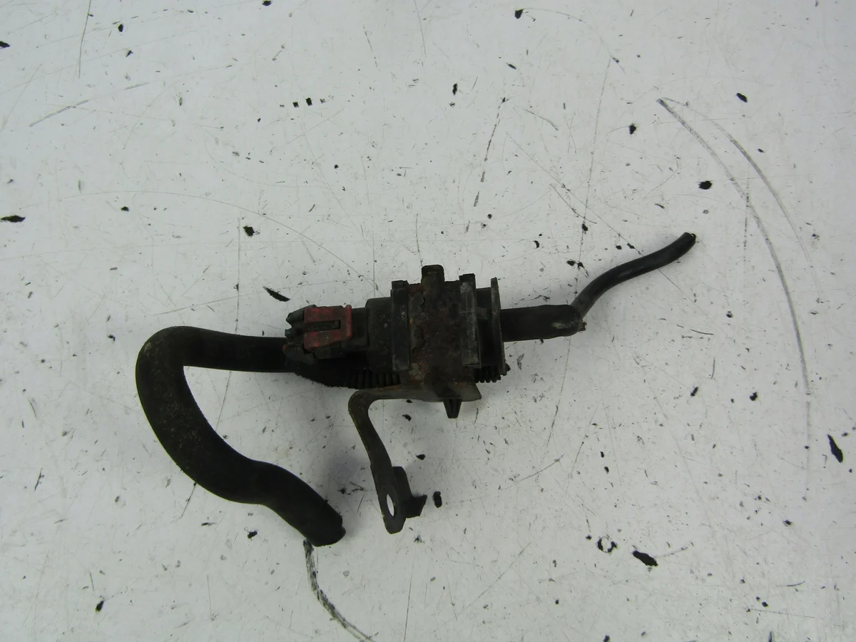 Opel Vectra C Vacuümklep AK-6-83311 image 3