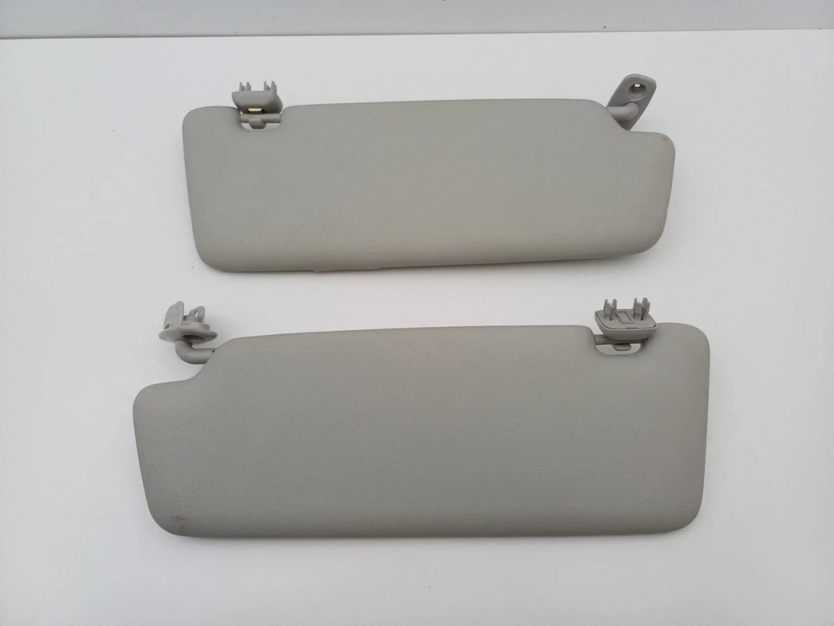 Audi A4 B7 Kombi - Visor Sol, Usado image 3