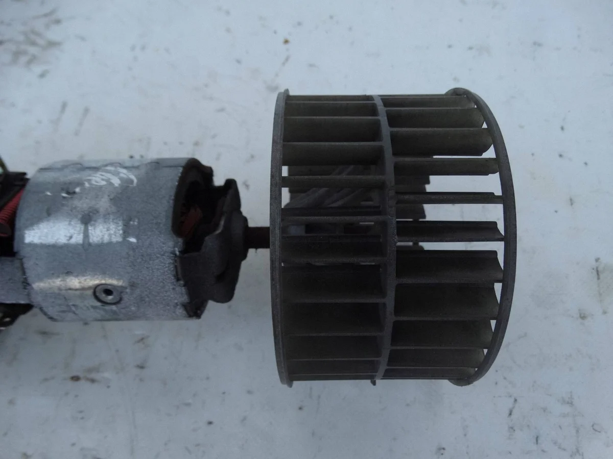 Ventilatore Riscaldamento Bosch 0130063031 BMW E30 image 3
