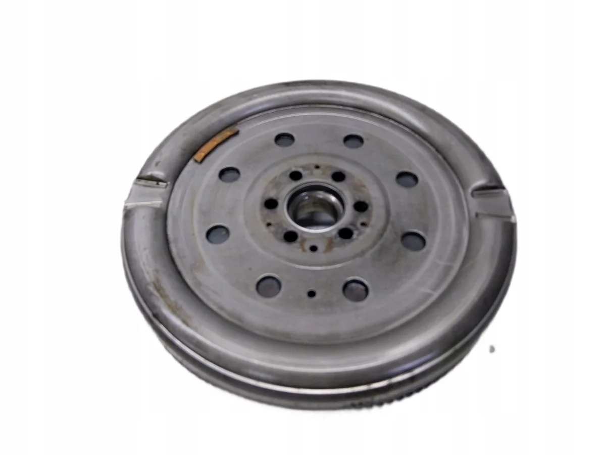 Volant moteur VW Golf V Plus 1.9 TDI