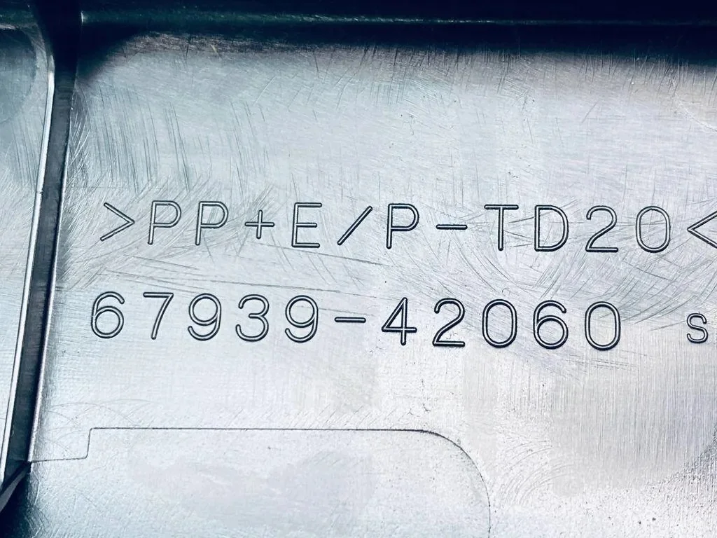 Zierleiste Heckklappe Toyota 6793942060C0 gebraucht image 5