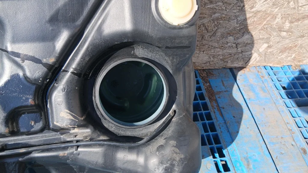 Ford Focus Mk2 1.6B Kraftstofftank Gebraucht image 5