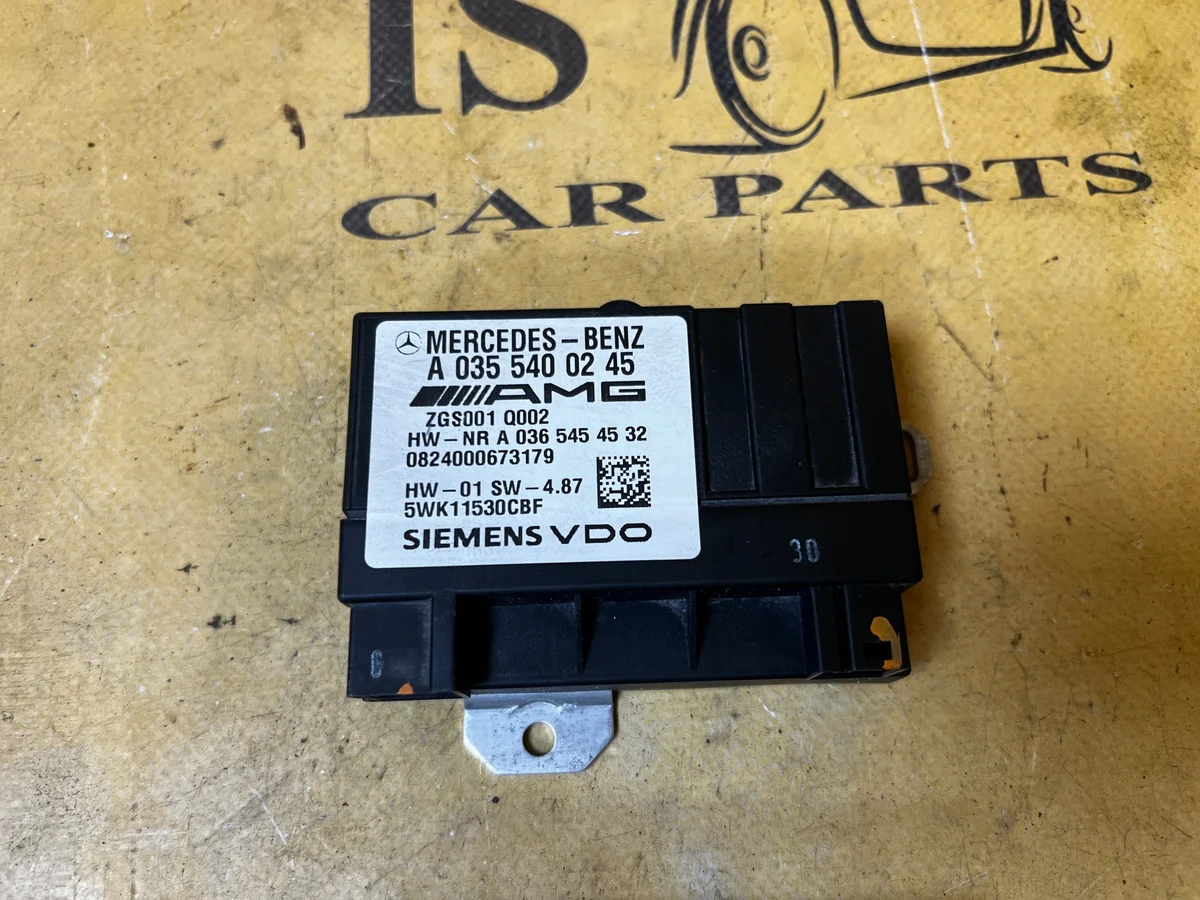 Module pompe carburant Mercedes C63 W204