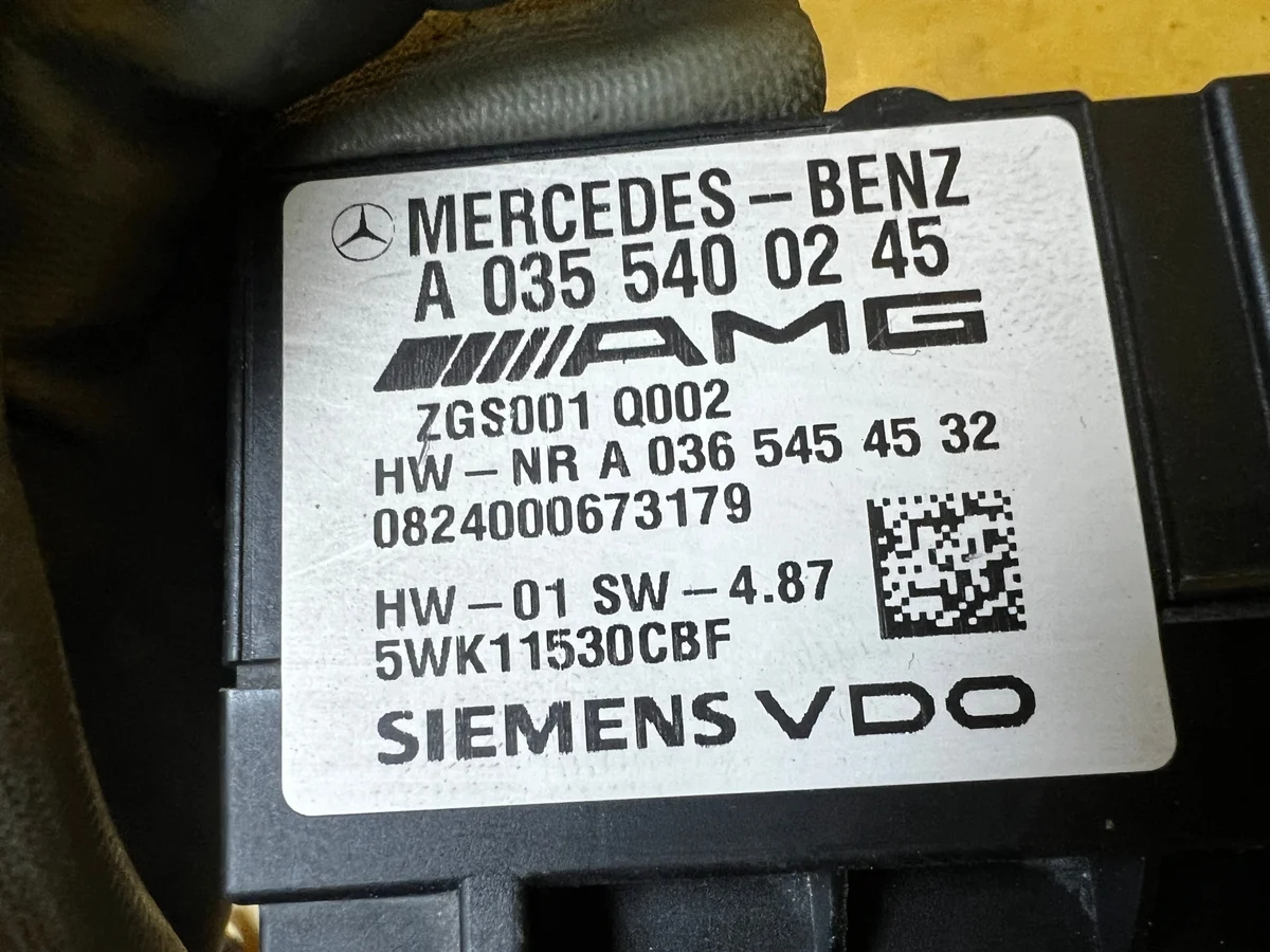 Module pompe carburant Mercedes C63 W204 image 5