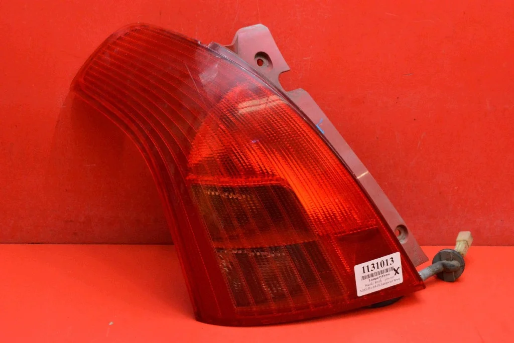 Suzuki Swift takavalo vasen P4476L