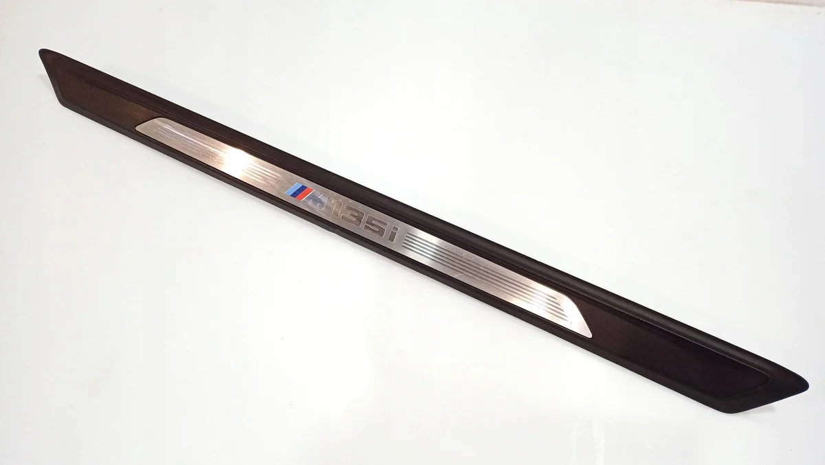 Schwellerleiste vorne BMW 1er OEM 51478055527 image 3