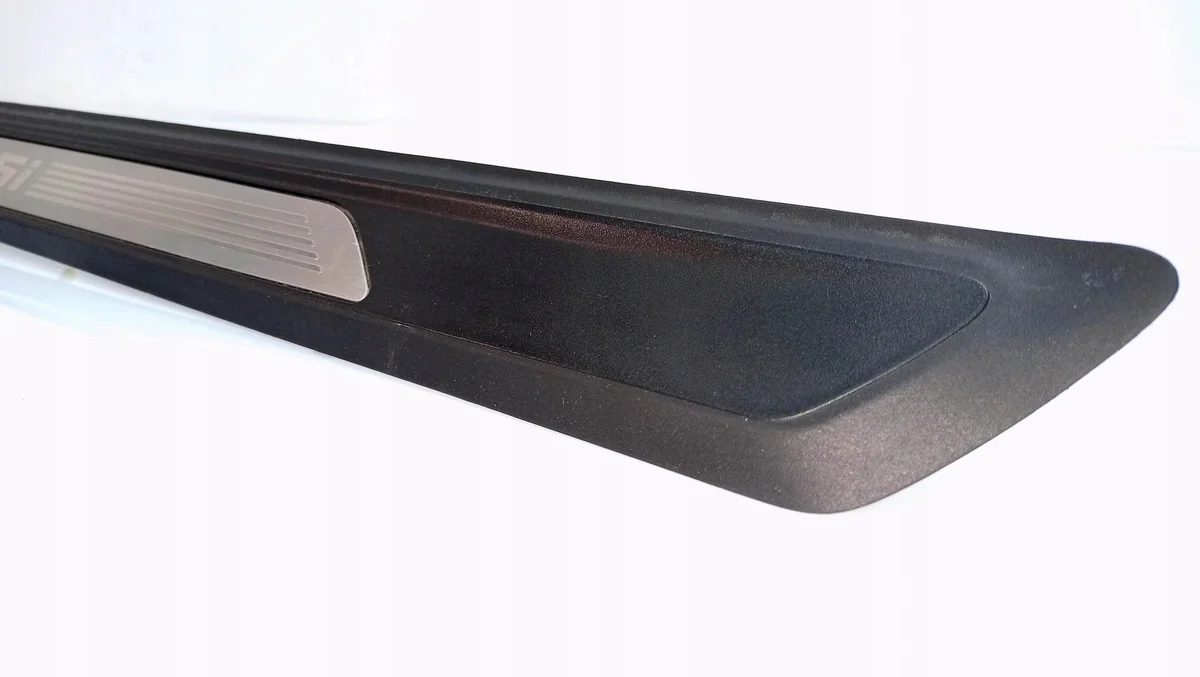Schwellerleiste vorne BMW 1er OEM 51478055527 image 4