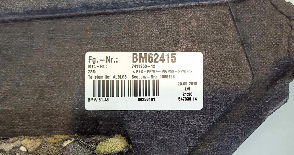 BMW 7-sarja tavaratilan hylly OEM BM62415 image 3