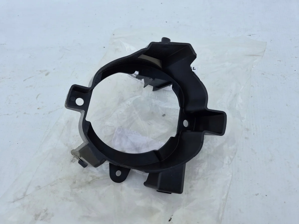 Nissan Qashqai J10 Suporte Farol Neblina Esquerdo