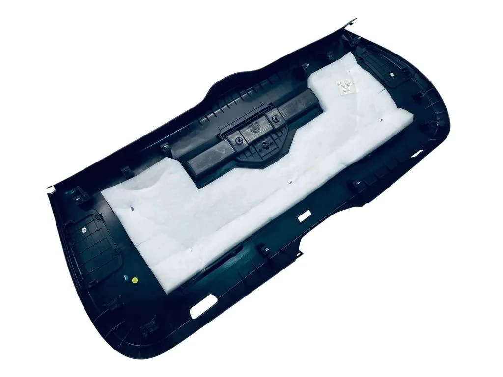 VW Touareg (7P5) bagagerumslock trim image 4