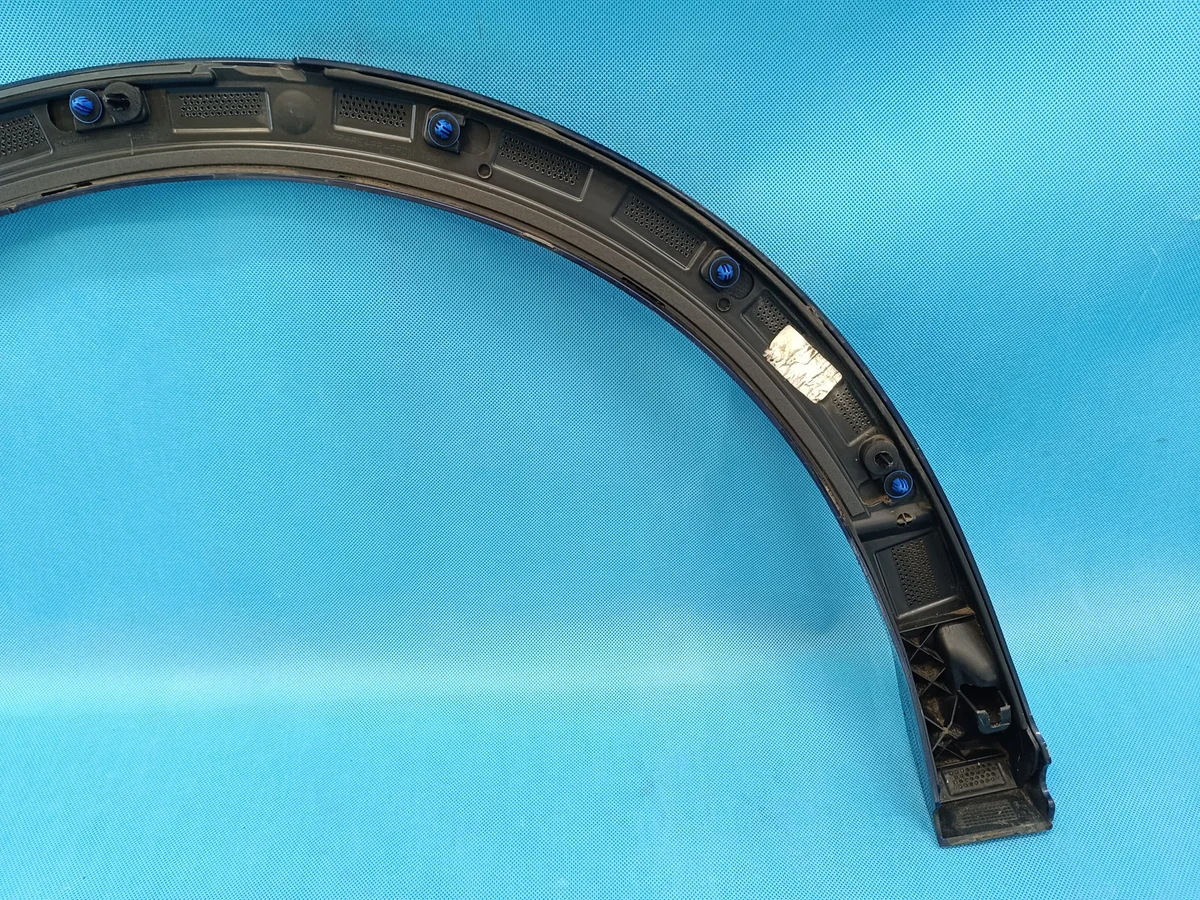 Audi Q3 F3 2.0 TFSI 2024 Radlaufverkleidung links hinten image 7