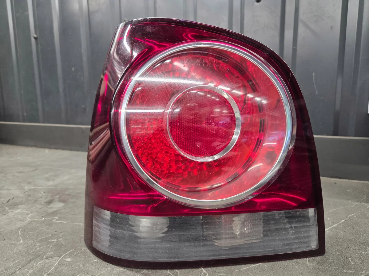 VW 6Q6945095P Achterlicht Links Gebruikt