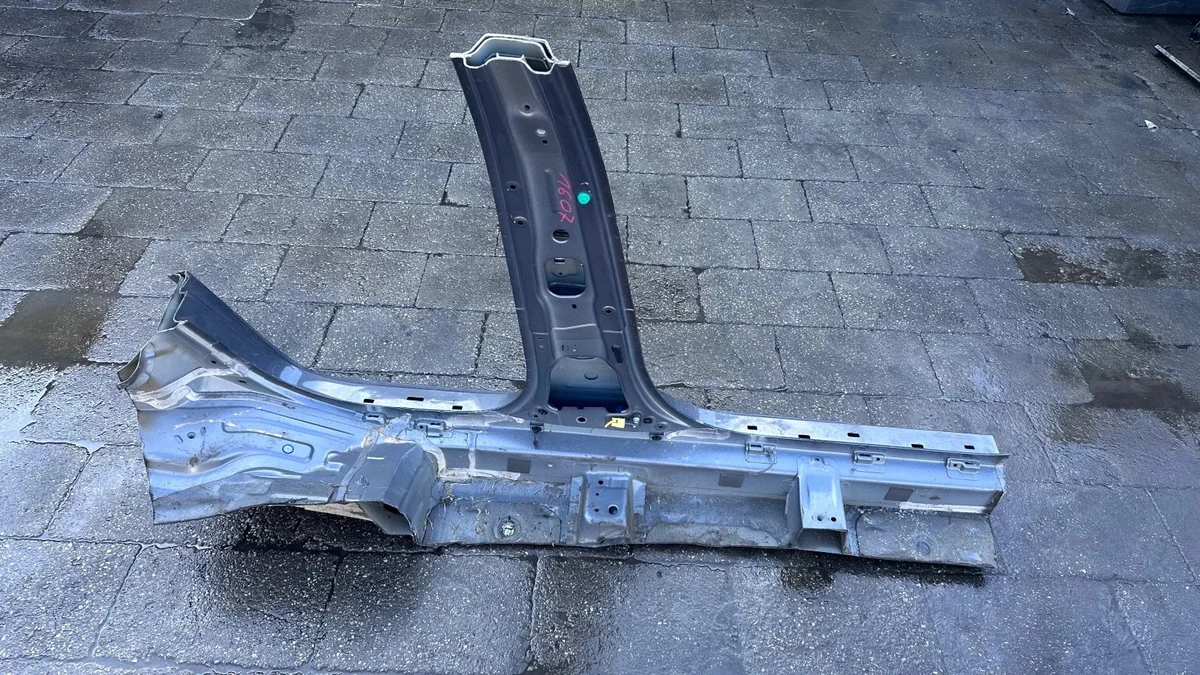 Schweller Links Hyundai i30 III (PDE, PD) Z3G