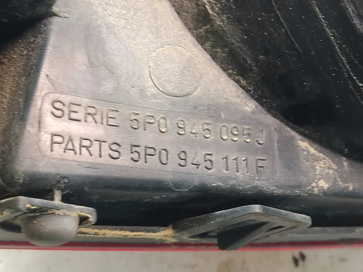 Left Taillight SEAT Altea 5P0945095J image 4