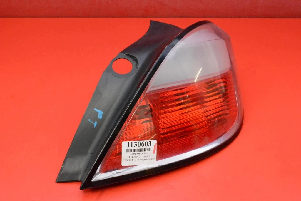 Höger baklykta Opel Astra H 04-07