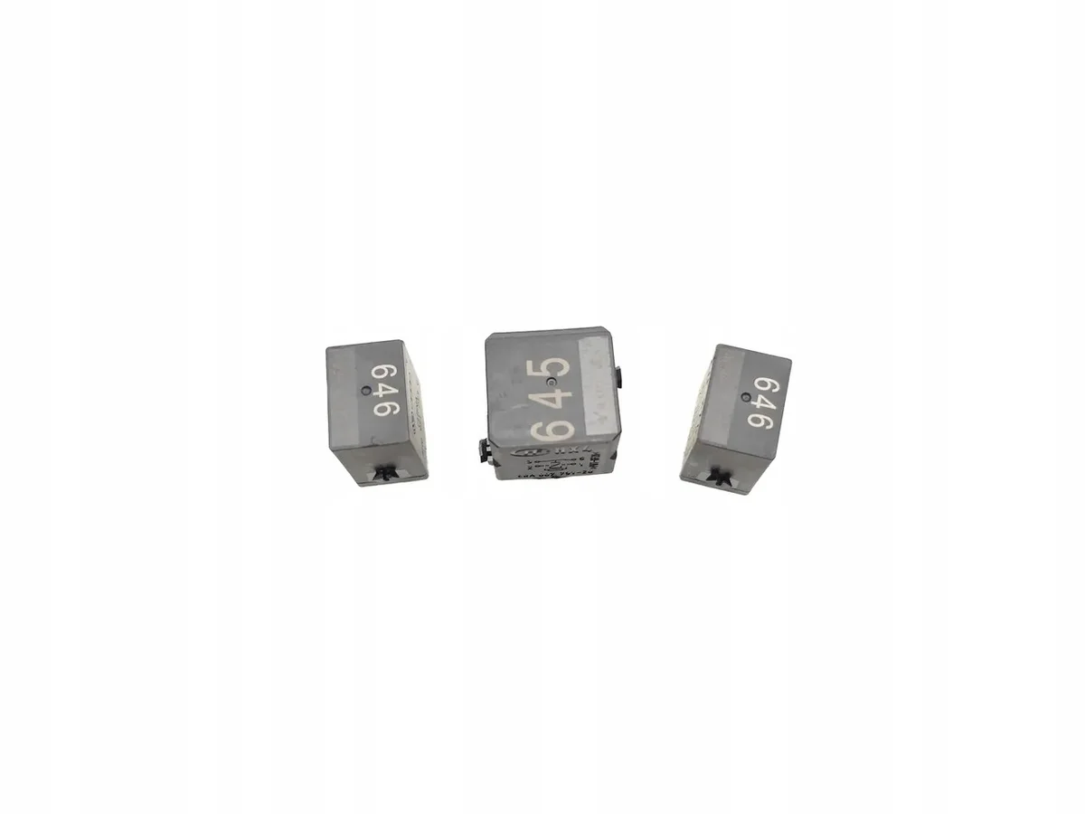 Audi Q4 4H0951253C Electric Motor Relay image 5