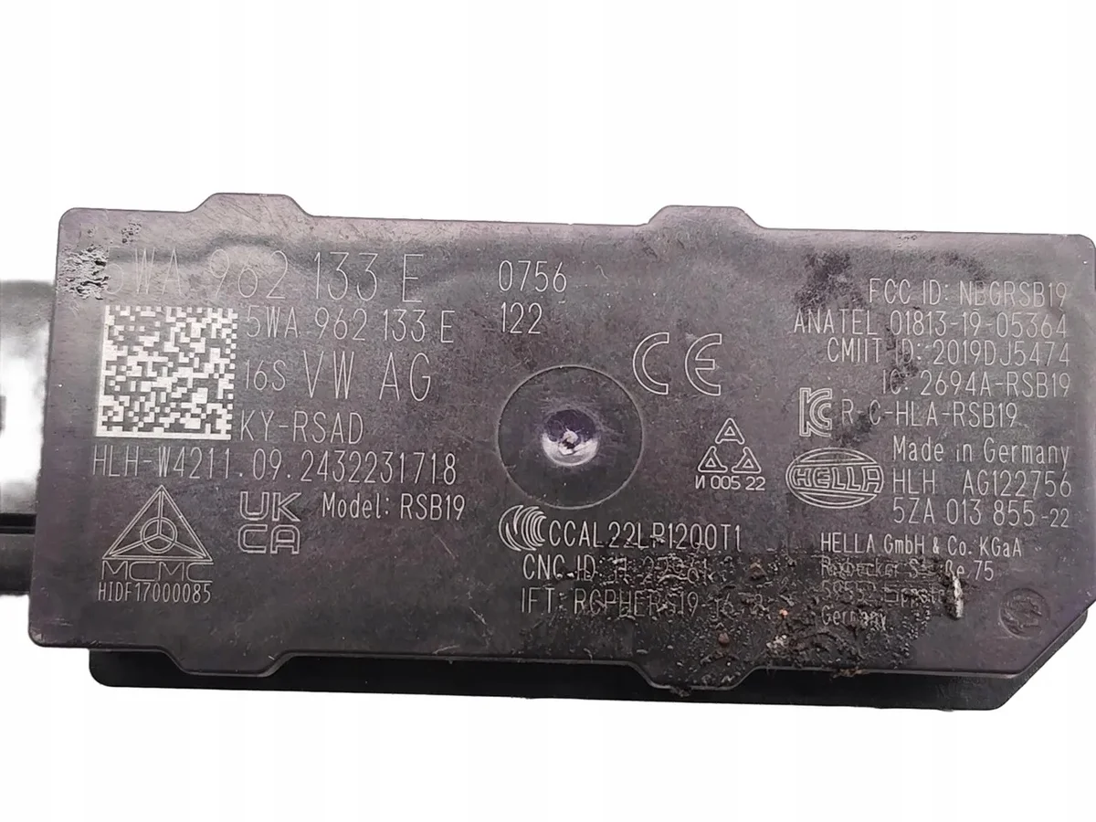 Audi Q4 Antena Interna Post. Sinistro 5WA962133E image 7