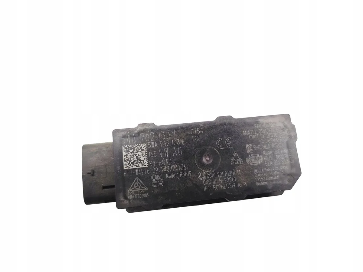 Audi Q4 Rear Interior Antenna Used image 7