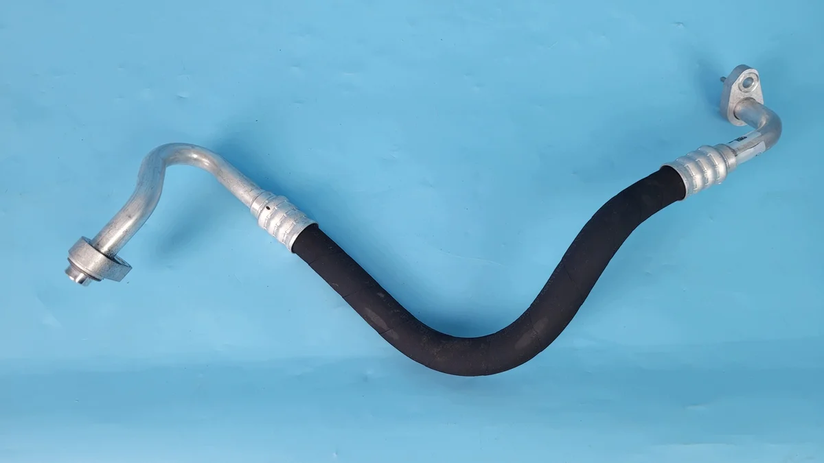 Mangueira Ar Condicionado Mercedes W214 E200 A2068303404