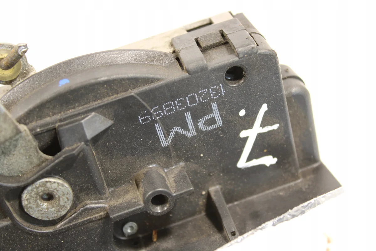 Opel Meriva A Front Left Door Lock 13203899 image 7