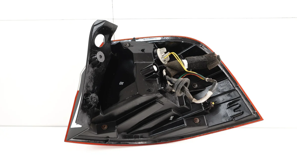 Luz Trasera Izquierda Kia Rio III 3 11-14 image 7