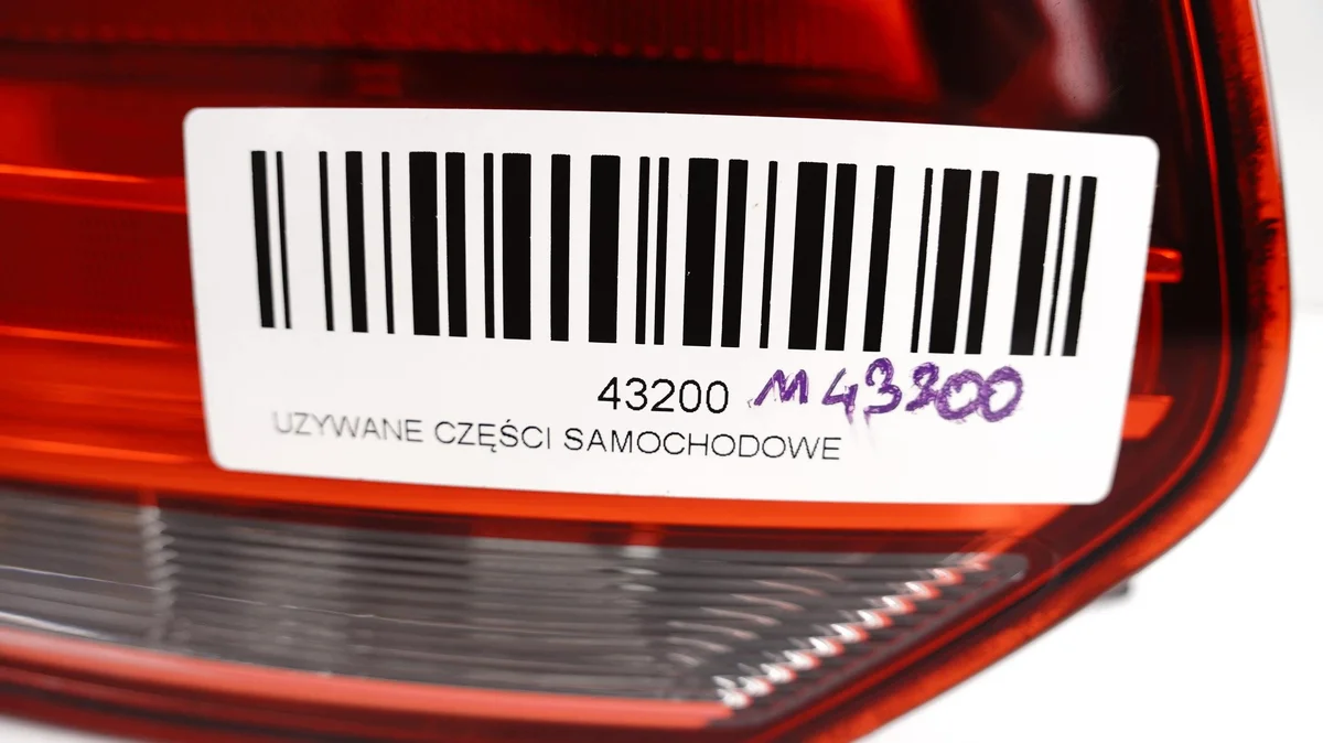 Rückleuchte Links VW Polo 6R 09-15 image 7
