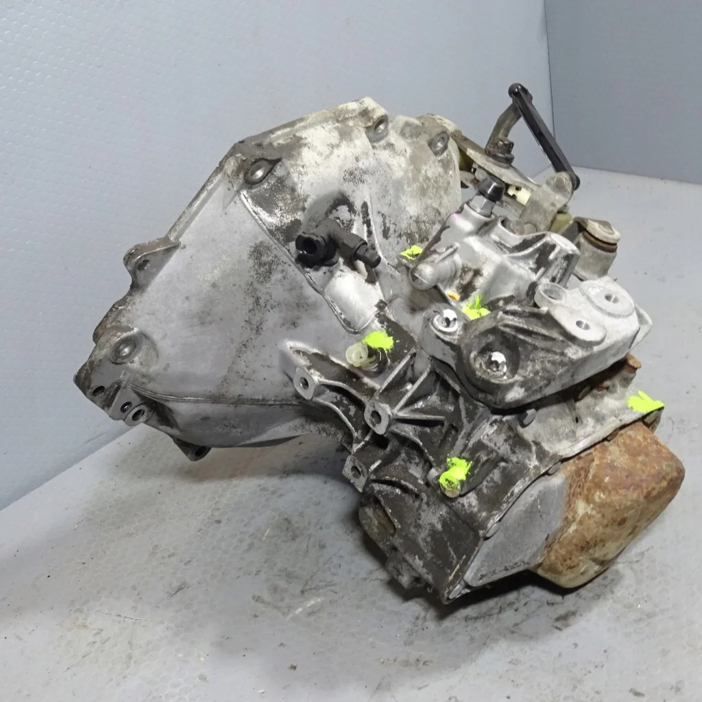 Opel Corsa C 1.2B Schaltgetriebe F13C394 image 3