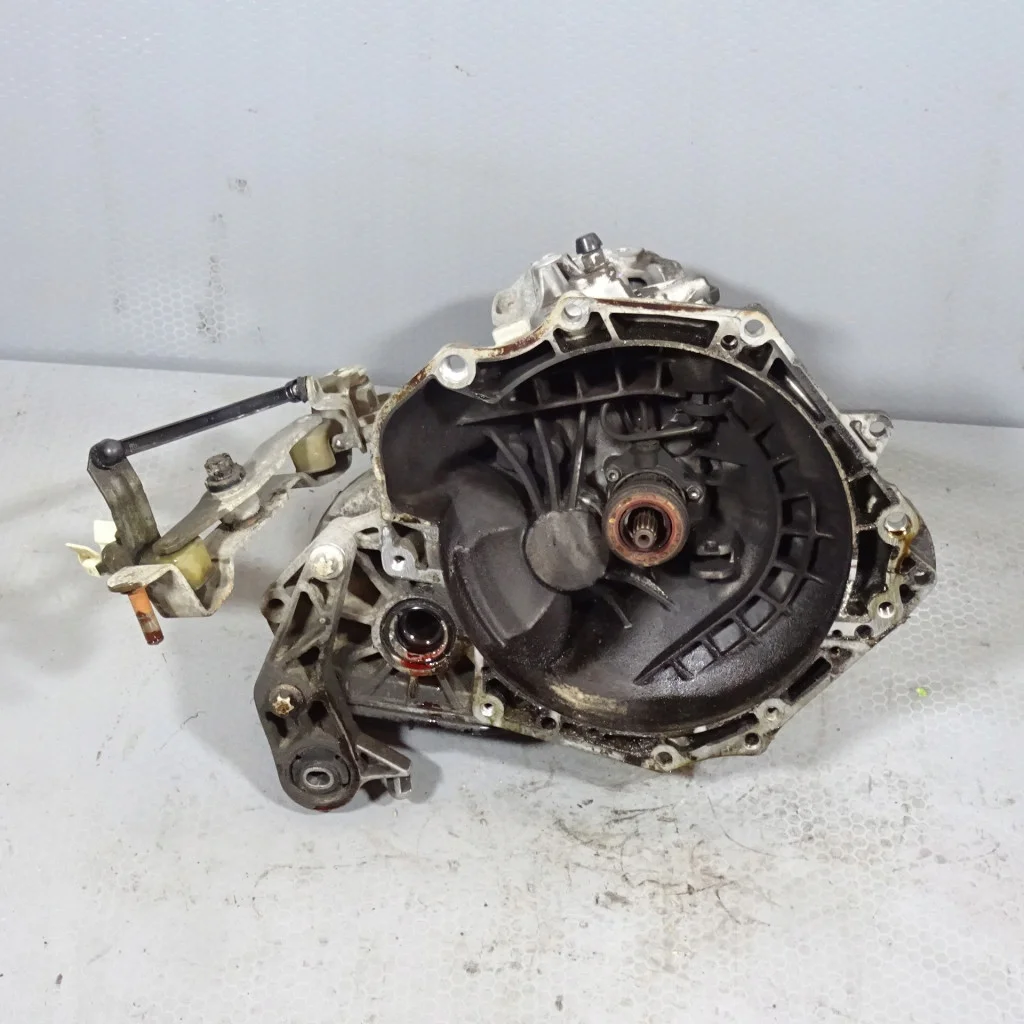 Opel Corsa C 1.2B Schaltgetriebe F13C394 image 4