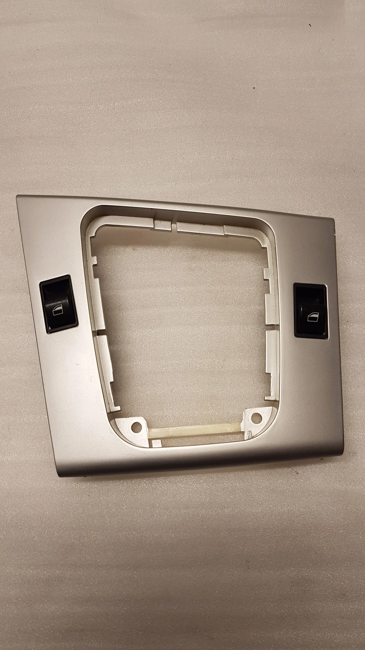 Cadre levier de vitesse BMW 3 E46 6902176