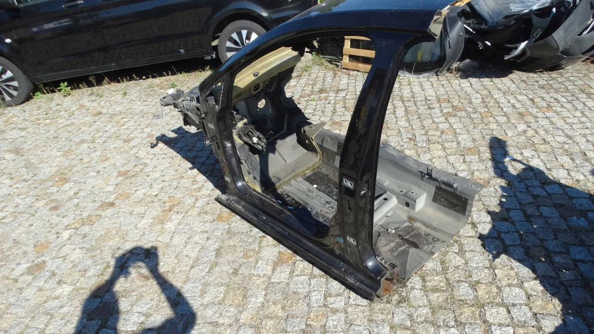 VW Golf VII Längsträger vorne links gebraucht image 4