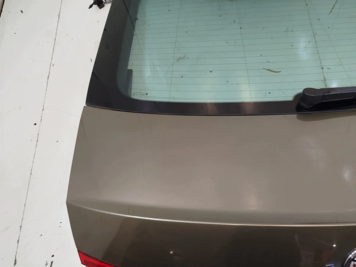 Heckklappe Skoda Superb III 3V Sedan gebraucht image 4