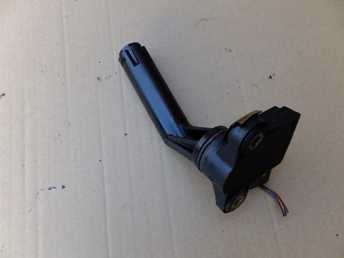 Sensor Nivel Combustible Mercedes W245 A0051539428