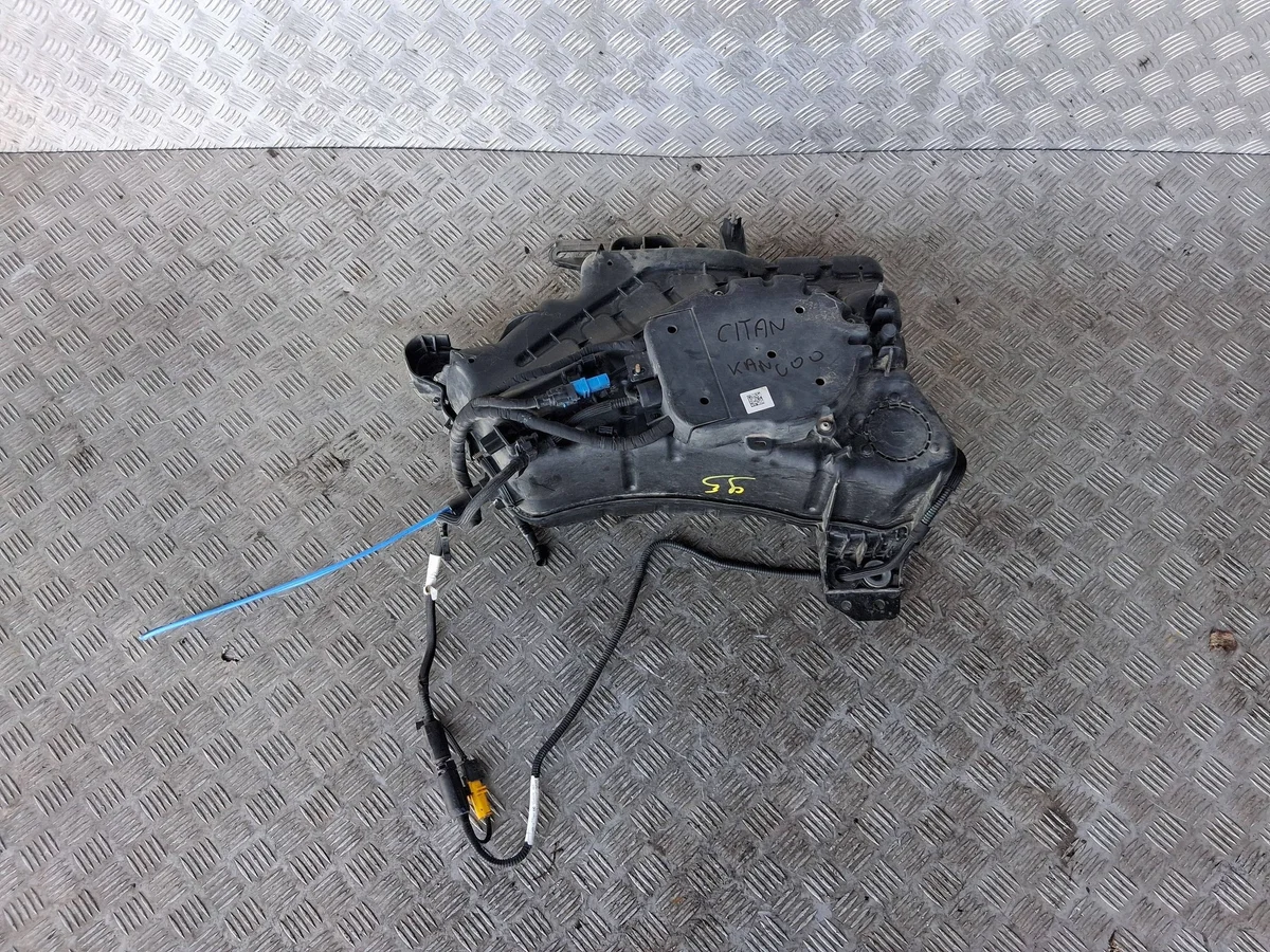Zbiornik AdBlue Kangoo 1.5 DCI