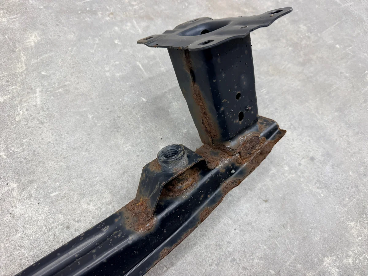 Audi A3 8V Verstärkung Stoßfänger hinten image 3