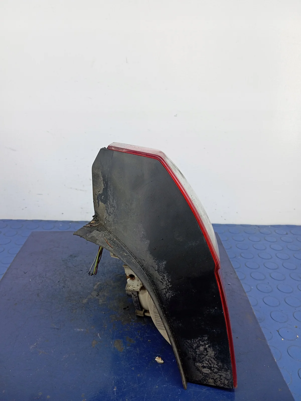 Audi A4 B6 Lampada Posteriore Destra Usata image 4