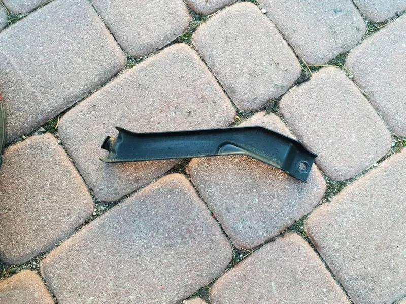 Halterung Batterie Opel Zafira C Astra J 13284547