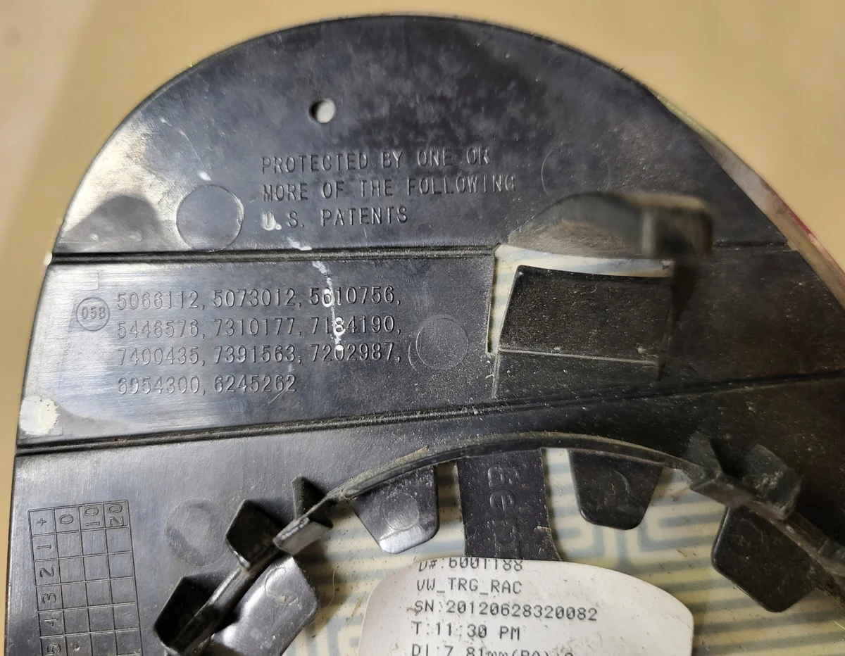 VW Spiegelglas Rechts Vorne Gebraucht A2125454 image 6