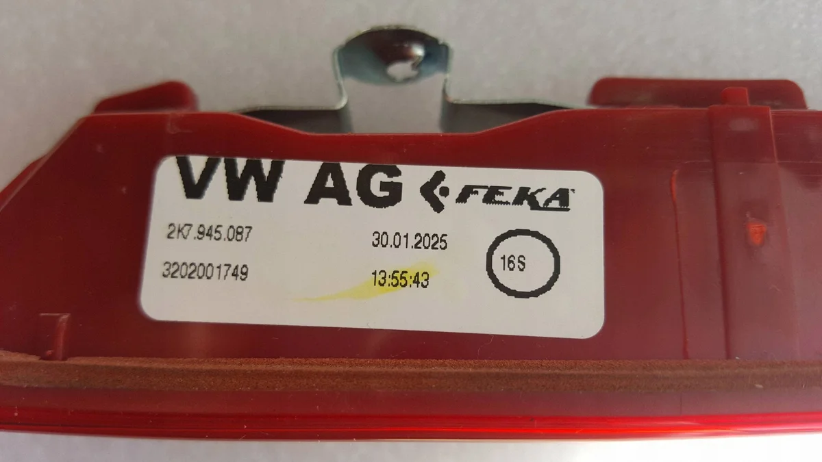 Extra remlicht VW Caddy IV 2K7945087 image 6