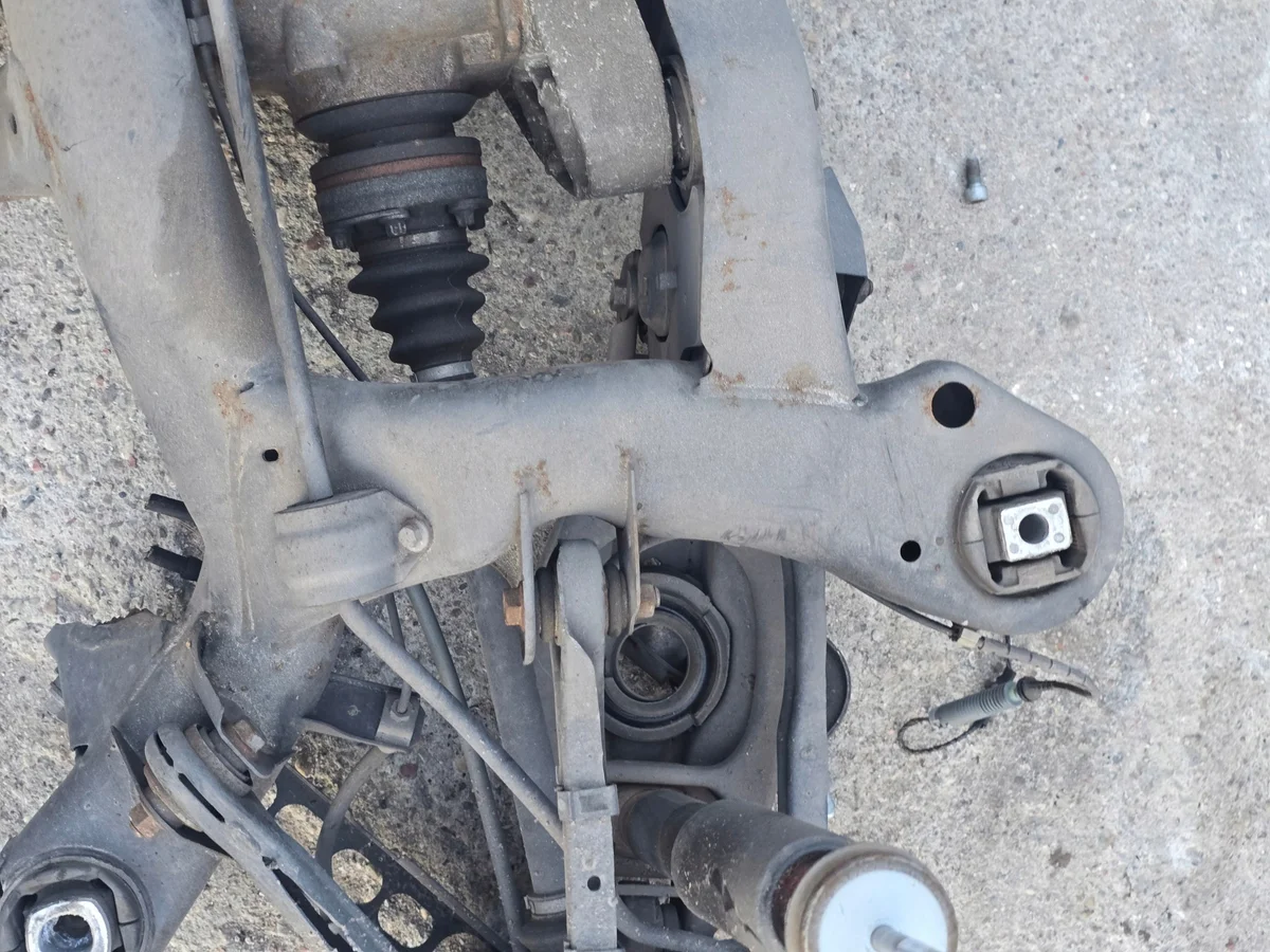 Achterwielophanging BMW E88 Differentieel 7524321 image 7