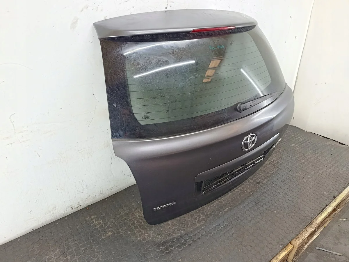 Heckklappe Toyota Avensis II T25 Kombi image 3