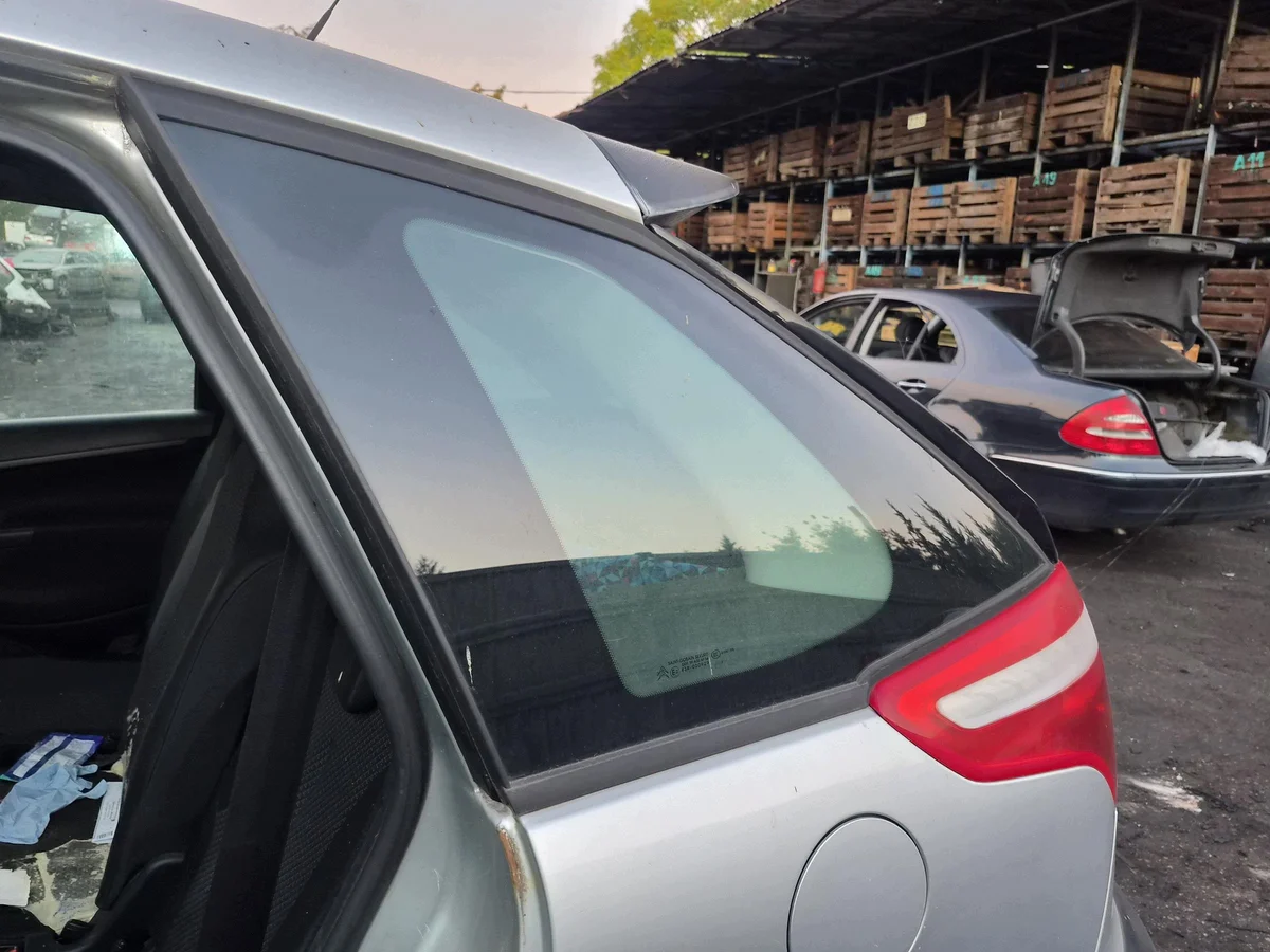 Citroen C4 Picasso I Seitenfenster Karosserie image 3