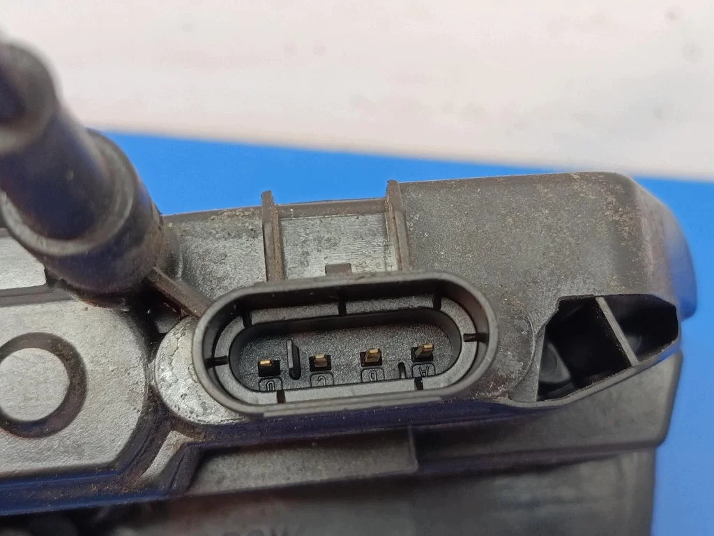Serrure porte arrière gauche Laguna II Renault image 3