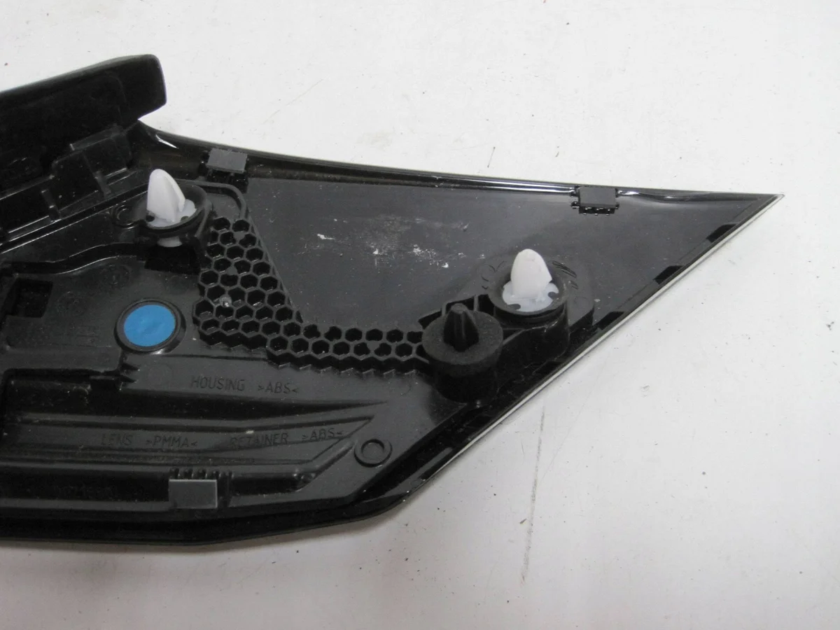 CITROEN C4 III LAMPE ARRIÈRE GAUCHE 9836327880 image 5
