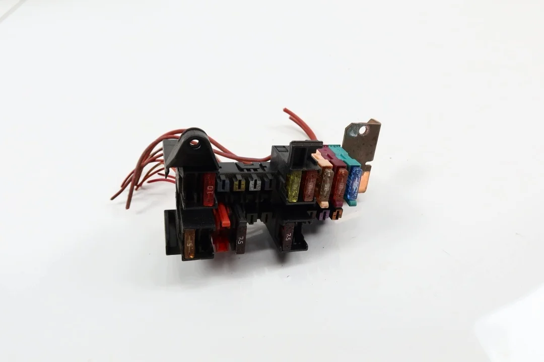 Boîte fusibles Mercedes Vito Viano W639 6395400018
